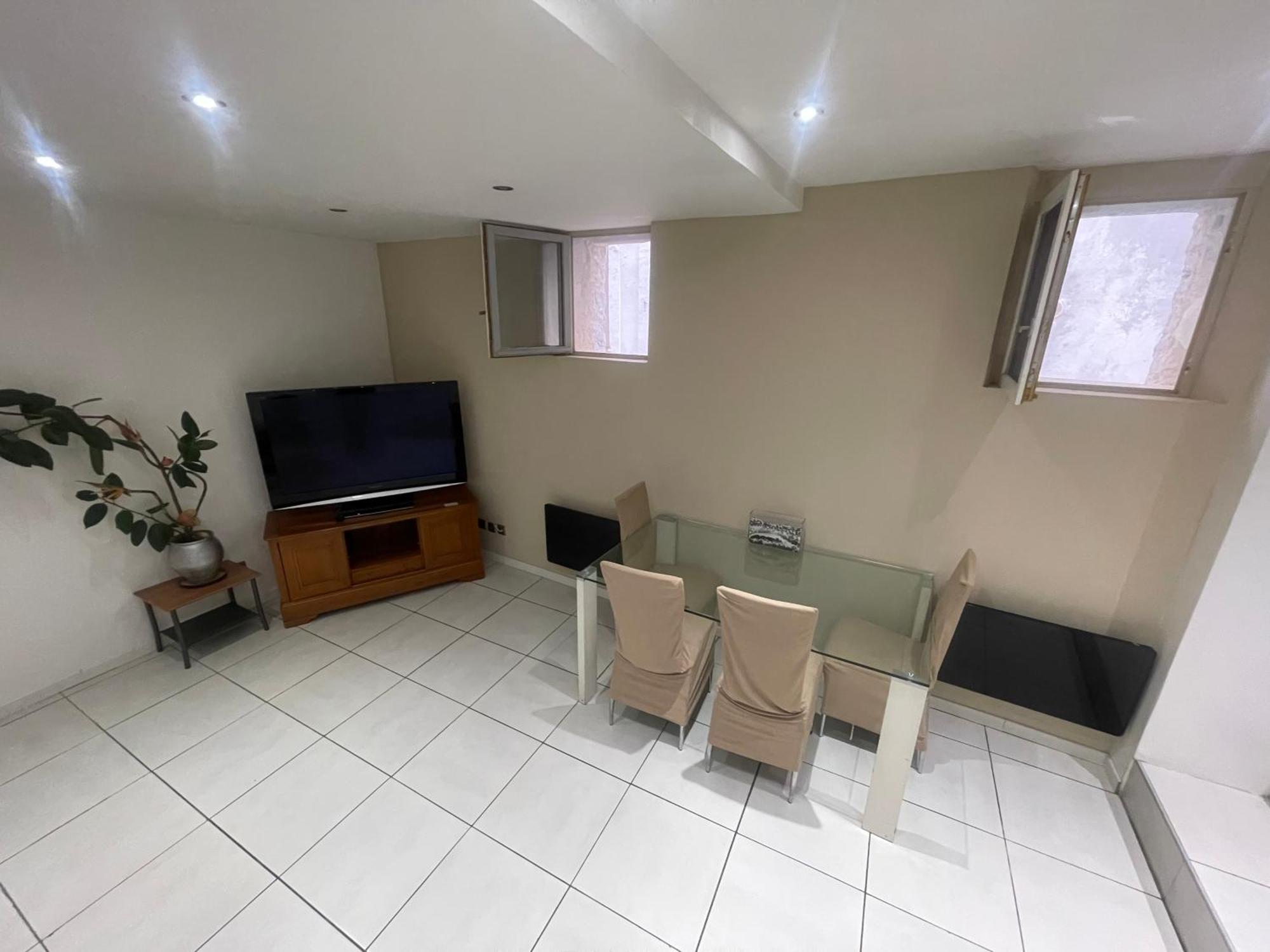 Tres Bel Appartement Pres De Montpellier Gignac  Eksteriør billede